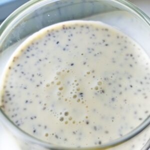 Sinaasappel chia smoothie